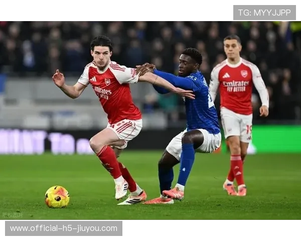 伴随着切尔西1-0热刺，阿森纳2-0，利物浦2-0，英超最新积分榜出炉，英超集锦利物浦